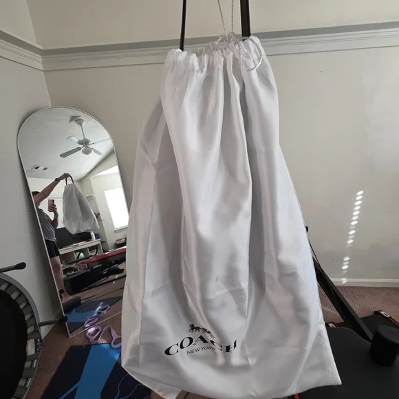 Coach Brooklyn Shoulder Bag 39 - Picture 5 of 5